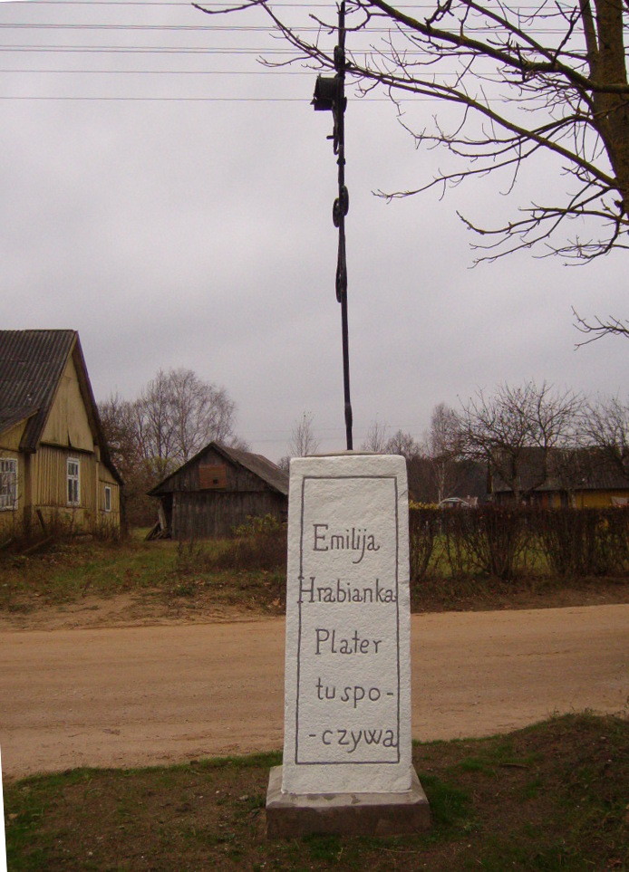 Pomnik Emili Plater (ur. 13.12.1806 r. - zm. 23.12.1831 r.)