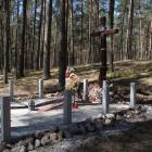 Długie Kąty - mogiła żołnierzy "Komara" - po renowacji